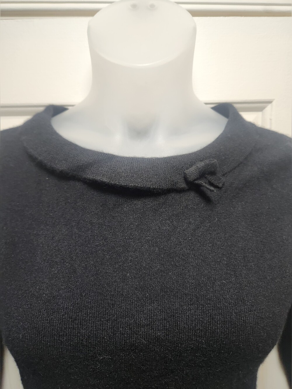Daniel Bishop 100% Cashmere Sweater in Black Size Med - Picture 3 of 7